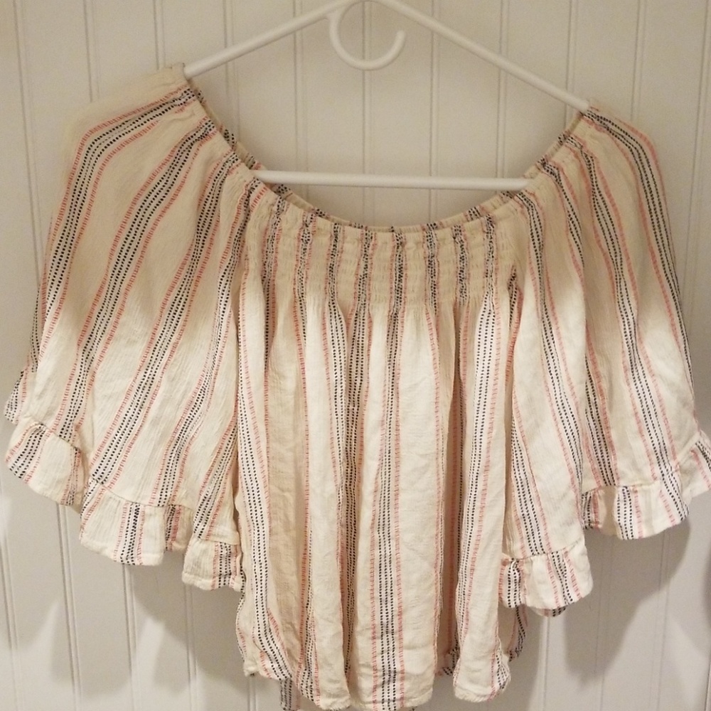 Womens winged sleeve